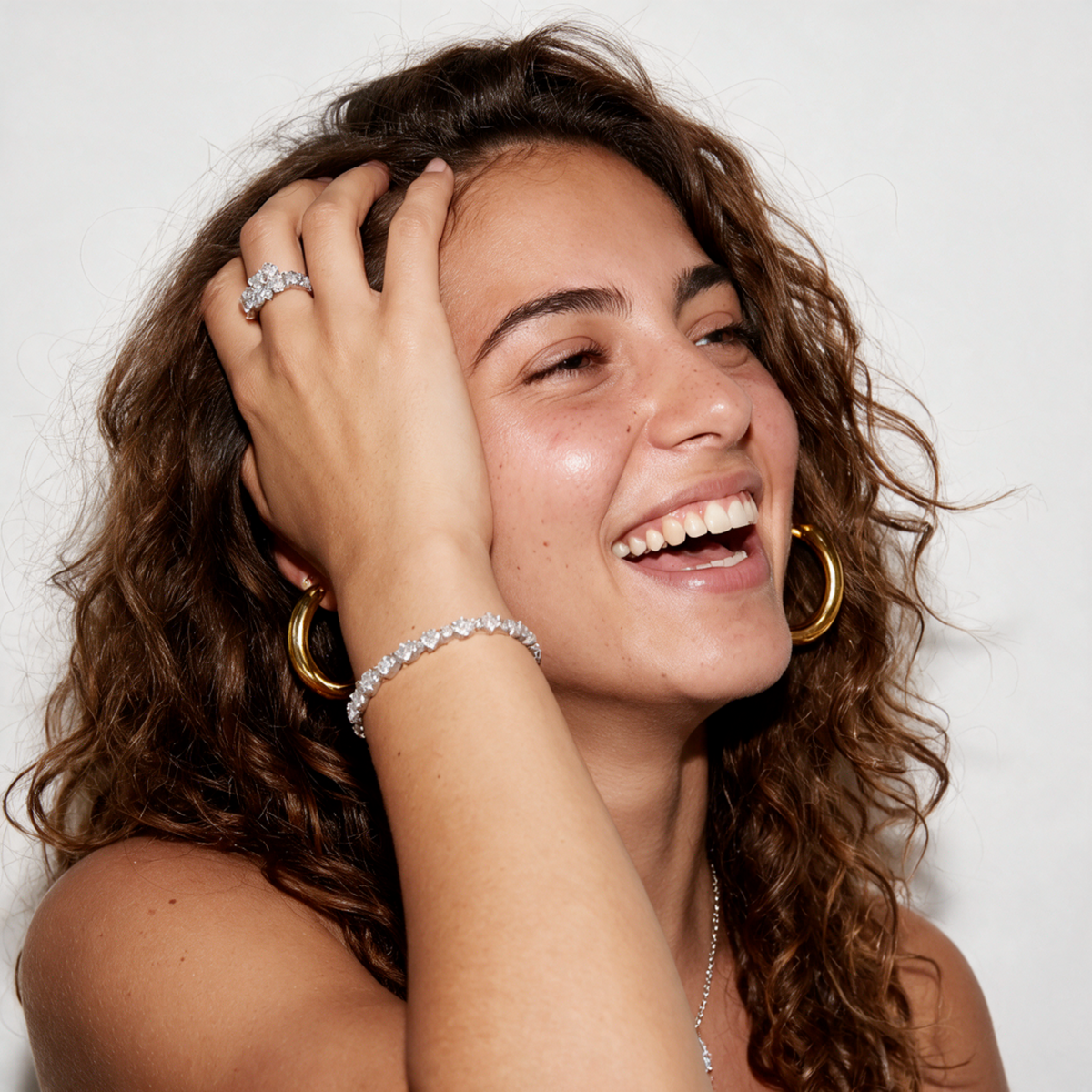 JEWELRY DESIGNED TO SHINE